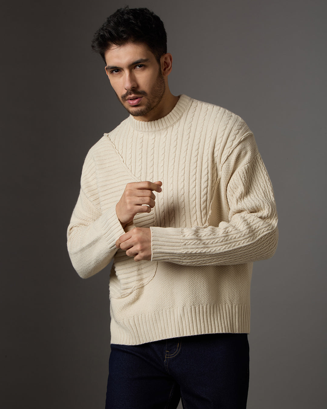 THE STATEMENT SWEATEE - OFF WHITE